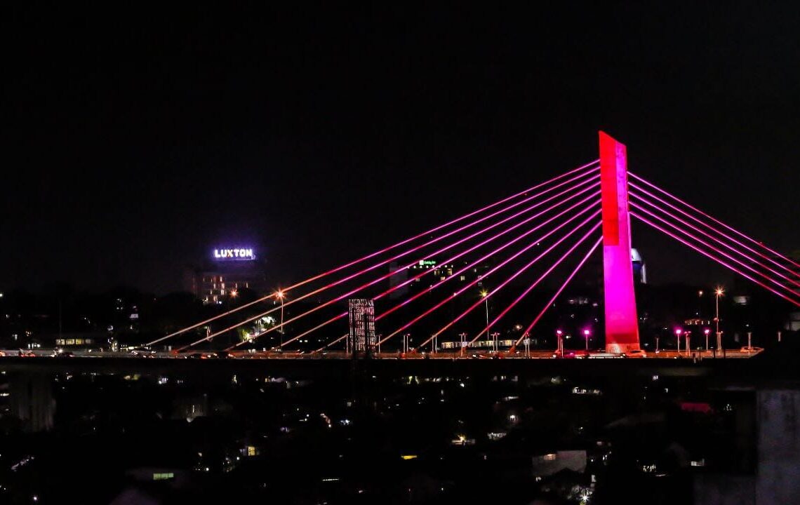 Kembang Api Virtual Hiasi Malam Tahun Baru di Kota Bandung