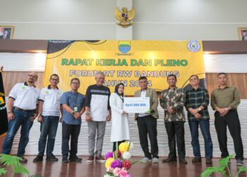 Aplaus, Ketua RT dan RW Berperan Penting Sukseskan Pembangunan di Kota