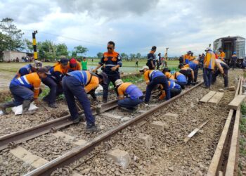 Update Evakuasi KA Turangga dan CL Bandung Raya di Kab. Bandung