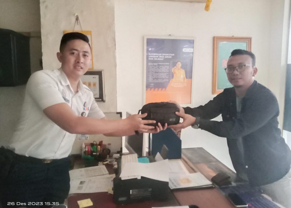 Barang Tertinggal Di Kereta,  Tenang ! Ikuti 6 Langkah Ini Untuk Mendapatkannya Lagi