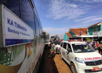 Tabrakan KA di Cicalengka, 4 Petugas Tewas dan 22 Terluka