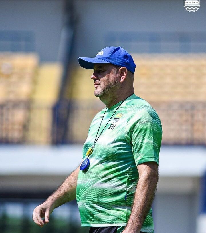 Menjelang Melawan Barito Putera, Bojan Hodak Optimis Menang