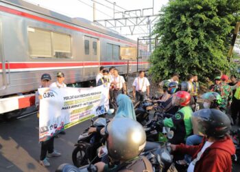 Gandeng Komunitas KAI Commuter Akan Rutin Gencarkan Sosialisasi Tertib Lalu Lintas Di Perlintasan Sebidang