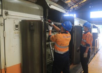 PT KAI Daop 2 Siapkan 24 Lokomotif dan 244 Kereta Guna mendukung Angkutan Lebaran Tahun 2024