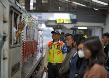 Hari Raya Idul Fitri 1445H, Commuterline Wilayah 2 Bandung Terpantau Landai