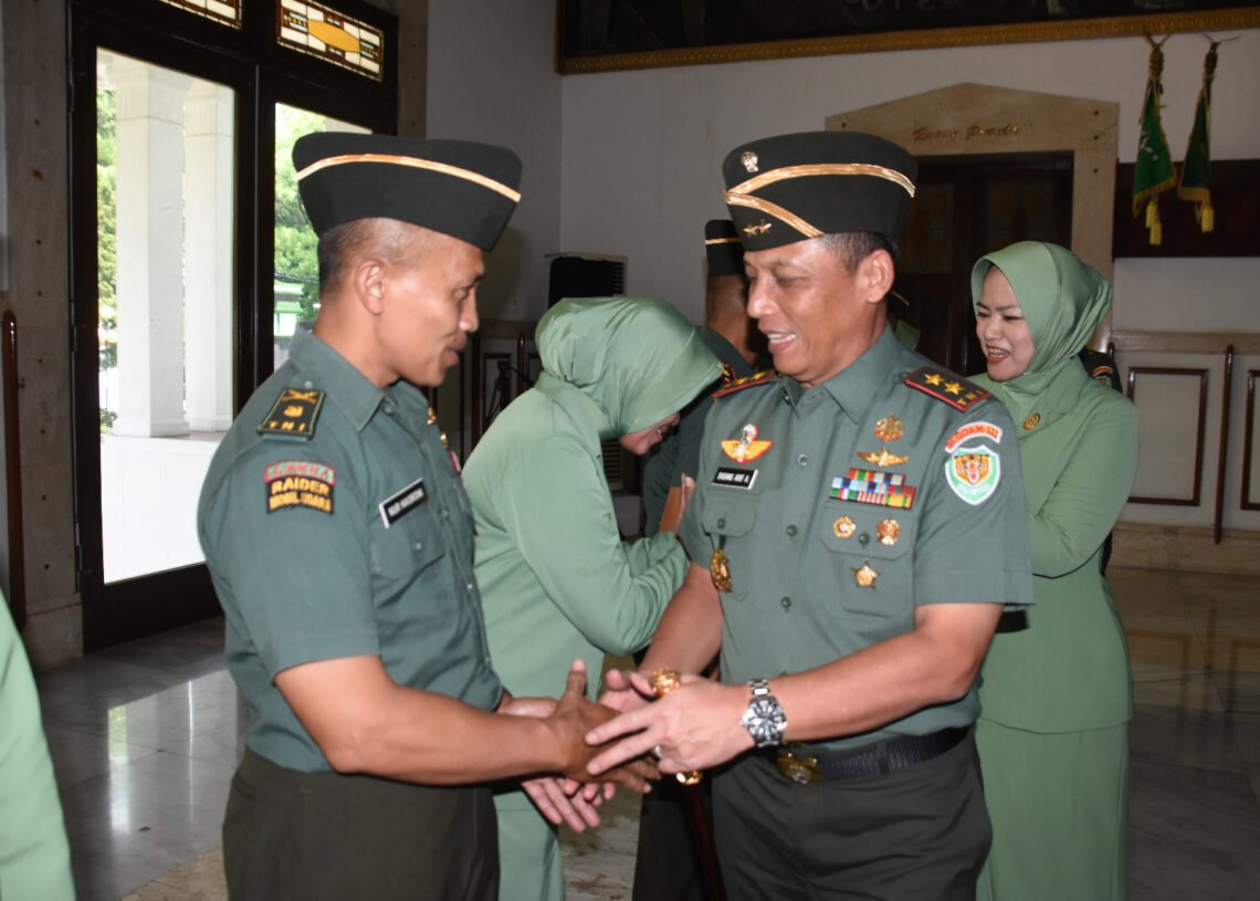 Pangdam III/Slw Terima Laporan Korps Kenaikan Pangkat Pamen