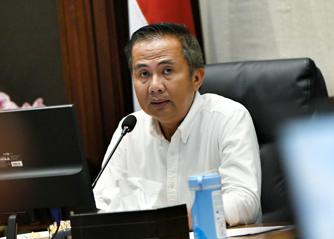 Bey Salurkan Hak Pilih di Tanggerang Selatan, Banten