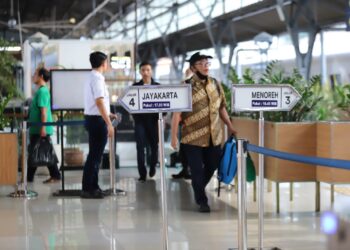 Mau Libur Nataru Pake Kereta, Yuk Pesan Tiket KA Dari Sekarang