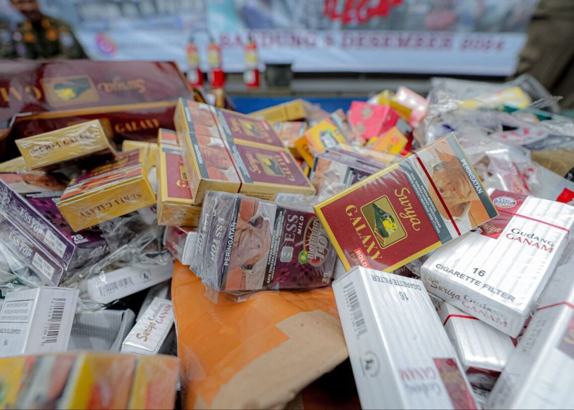 Bea Cukai dan Pemkot Bandung Musnahkan Rokok Ilegal Senilai Rp4,31 Milyar