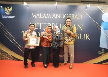 Meneruskan Tradisi, KAI Raih Predikat Badan Publik Informatif 5 Kali Berturut