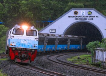 Selain Sasak Saat, Ini 4 Terowongan Kereta Api Terpanjang di Indonesia Yang Masih Berfungsi