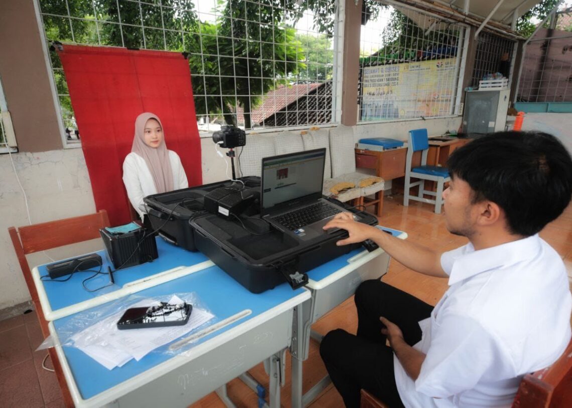 Duh Keping KTP-el di Kota Bandung Kosong,  3.233 Warga Diminta Sabar Menunggu