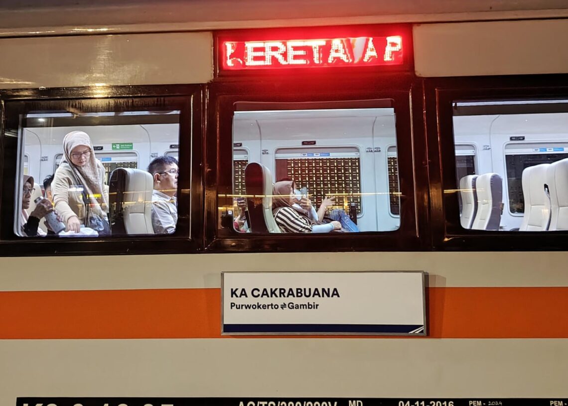 KA Cakrabuana Makin Diminati Pelanggan, Dalam 3 Pekan Tembus Angka 23.171 Pelanggan