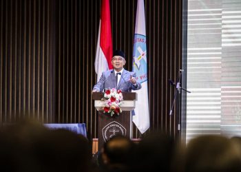 Farhan Tantang Perguruan Tinggi Pecahkan Persoalan Sampah di Kota Bandung