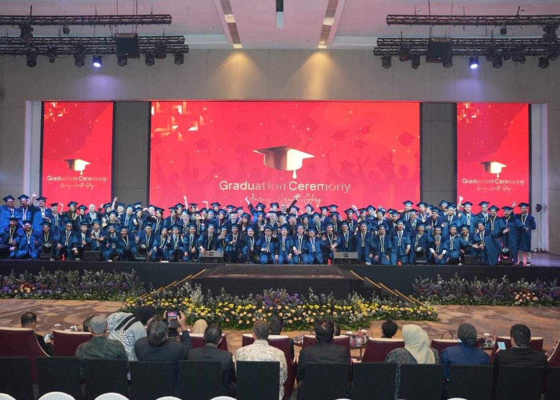 SBM ITB Luluskan 530 Pemimpin Masa Depan, 218 Cum Laude