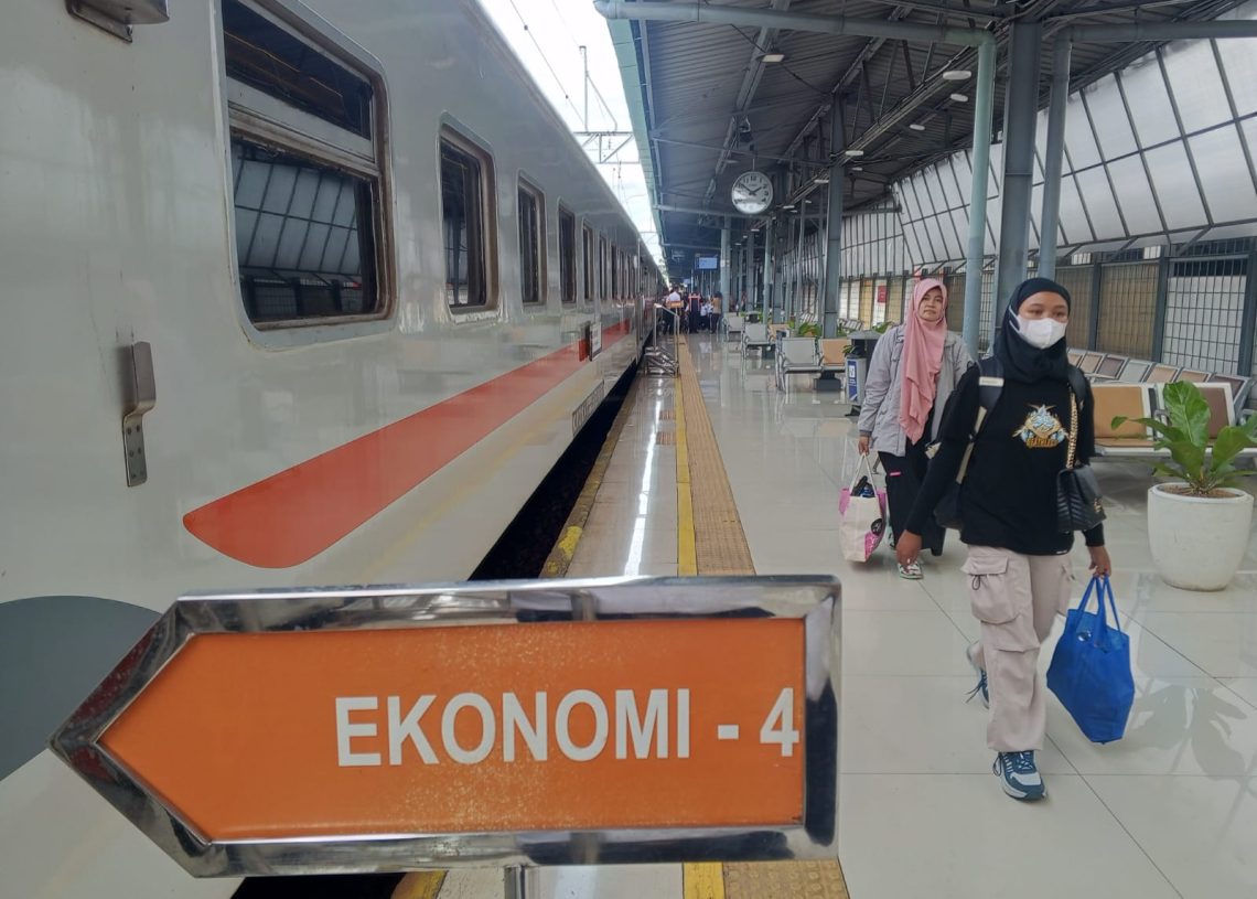 KAI Pacu Energi Bangsa: Tata Kelola Cermat untuk Rakyat