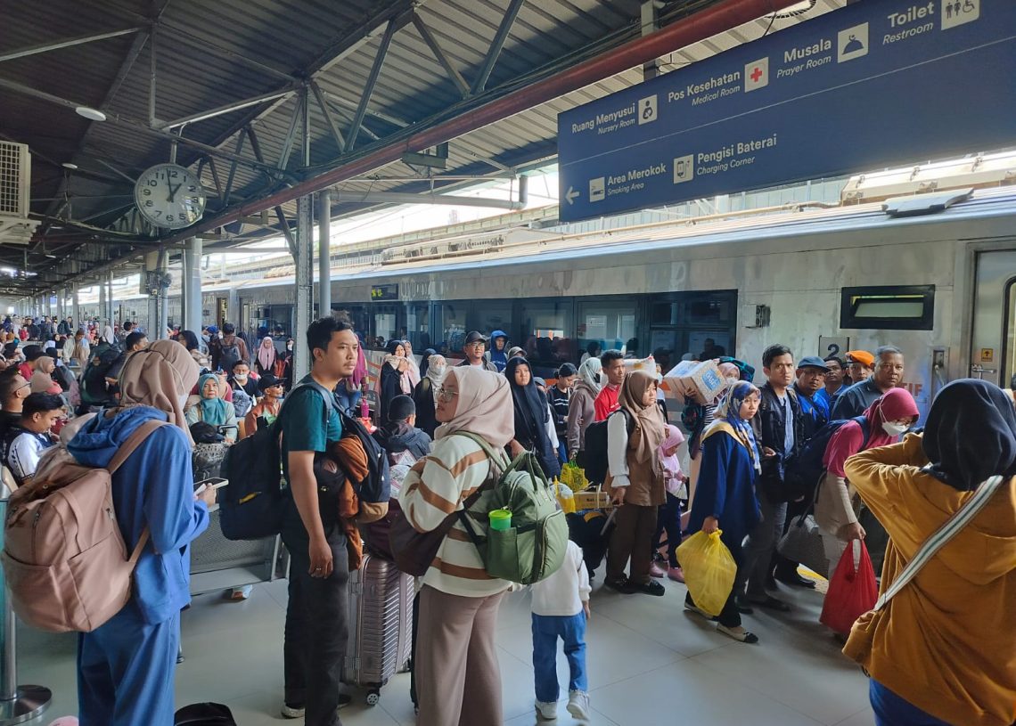 Tiket Diskon KAI Terjual 1 Juta, Relasi Favorit Padat