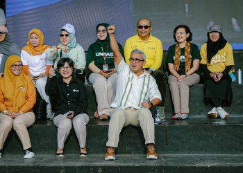 Beri Kuliah Umum untuk 9.720 Mahasiswa Baru Unpad, Farhan: Manfaatkan Kesempatan Mengenyam Pendidikan Tinggi