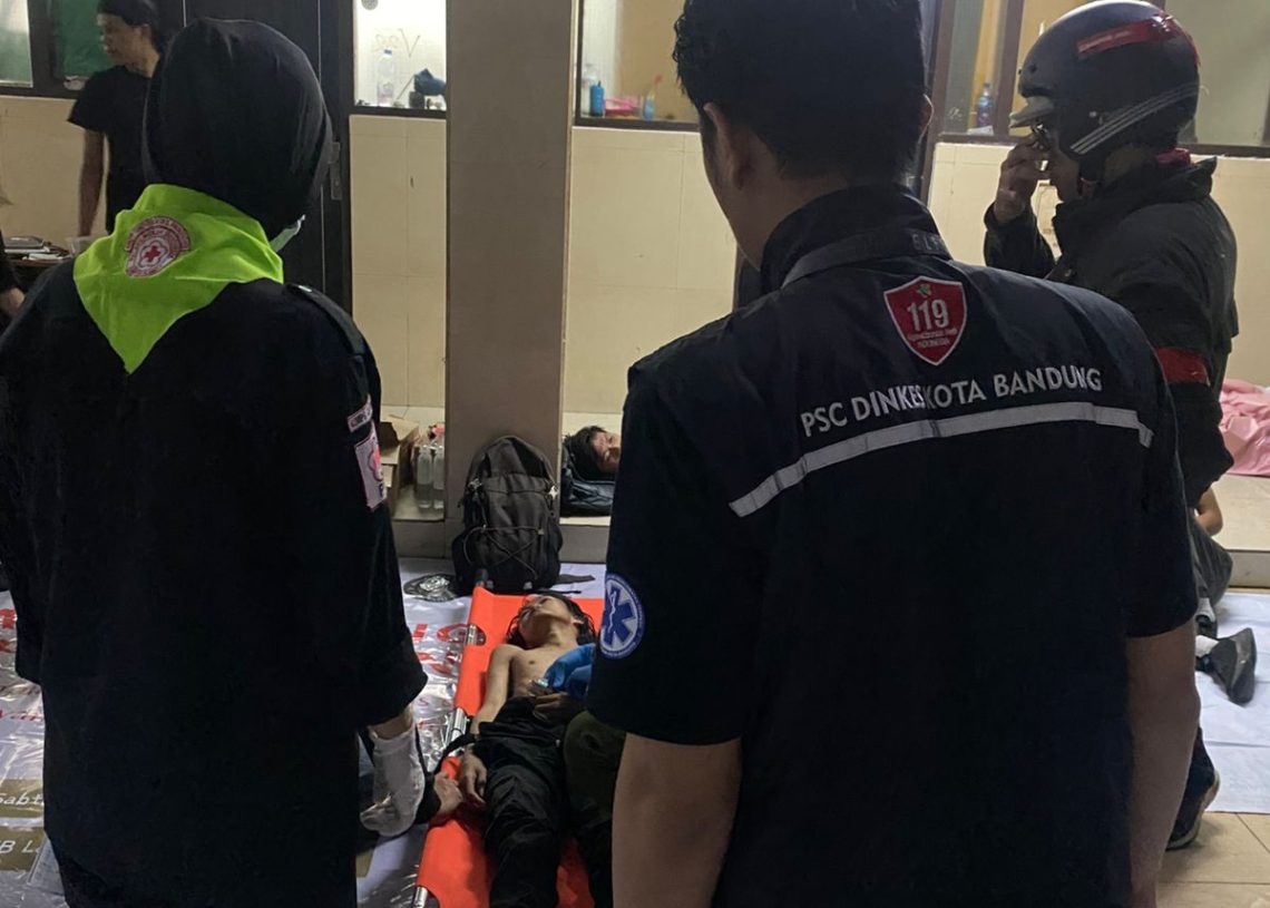 Ratusan Korban Demo Bandung Ditangani, Tak Ada Rawat Inap