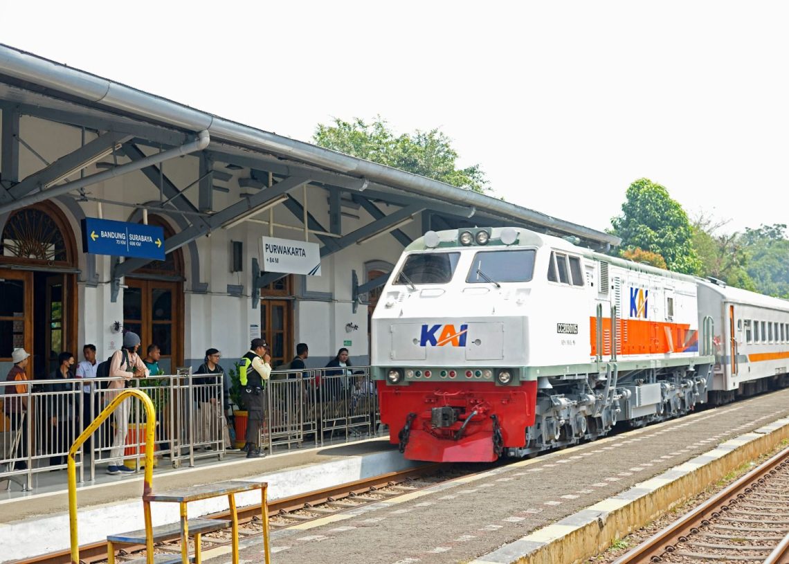 KA Lokal Bandung Semakin Diminati, Jumlah Penumpang Naik 18 Persen