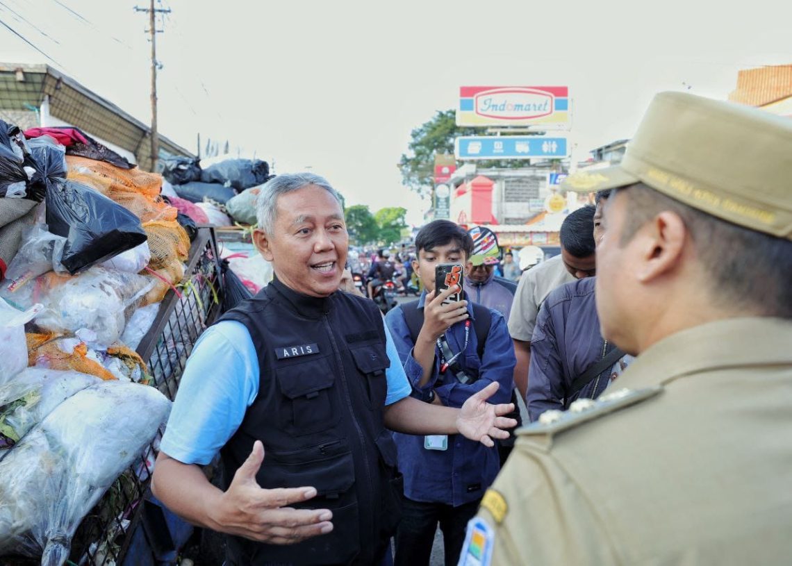 Pemkot Bandung Tegas Tindak Pembuang Sampah Sembarangan