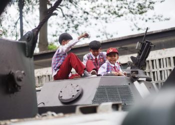 Pelajar Bandung Antusias Ikuti Study Tour Museum Kavaleri TNI AD