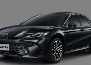New Camry 2.5 V AT, Sedan Premium yang Makin Sporty dan Canggih