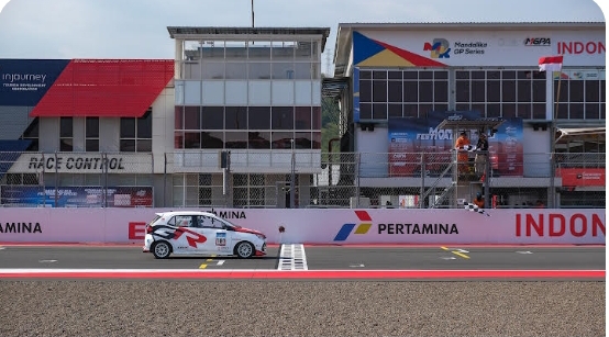 Agya GR Sport Ngamuk di Mandalika! Toyota Gazoo Racing Indonesia Sabet Double Podium