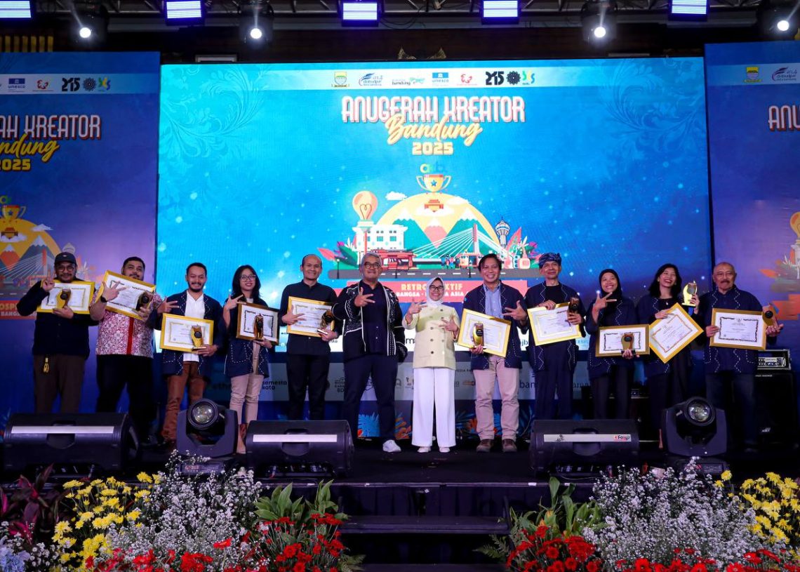 Farhan Anugerahi Kreator Bandung, Peringatkan Risiko Creativity Drain