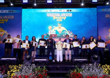 Farhan Anugerahi Kreator Bandung, Peringatkan Risiko Creativity Drain