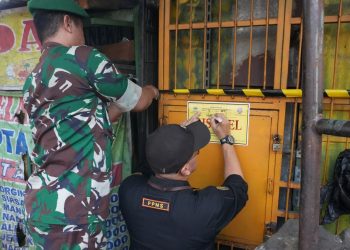 Satpol PP Bandung Sita 134 Botol Minol dan 1.303 Obat Ilegal