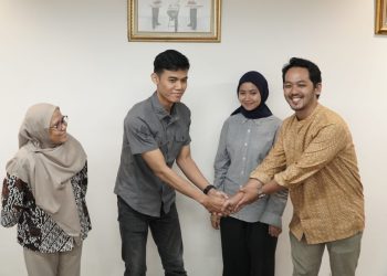 Viral Tumbler di Kereta Berakhir Damai, KAI Luruskan Isu