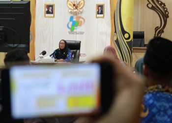 NTP Petani Jawa Barat Naik, Harga Beras di Penggilingan Turun Tajam