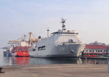 PLTS Portable dari Len Melaju ke Sumatra,  Jadi Penjaga Malam di Wilayah Bencana