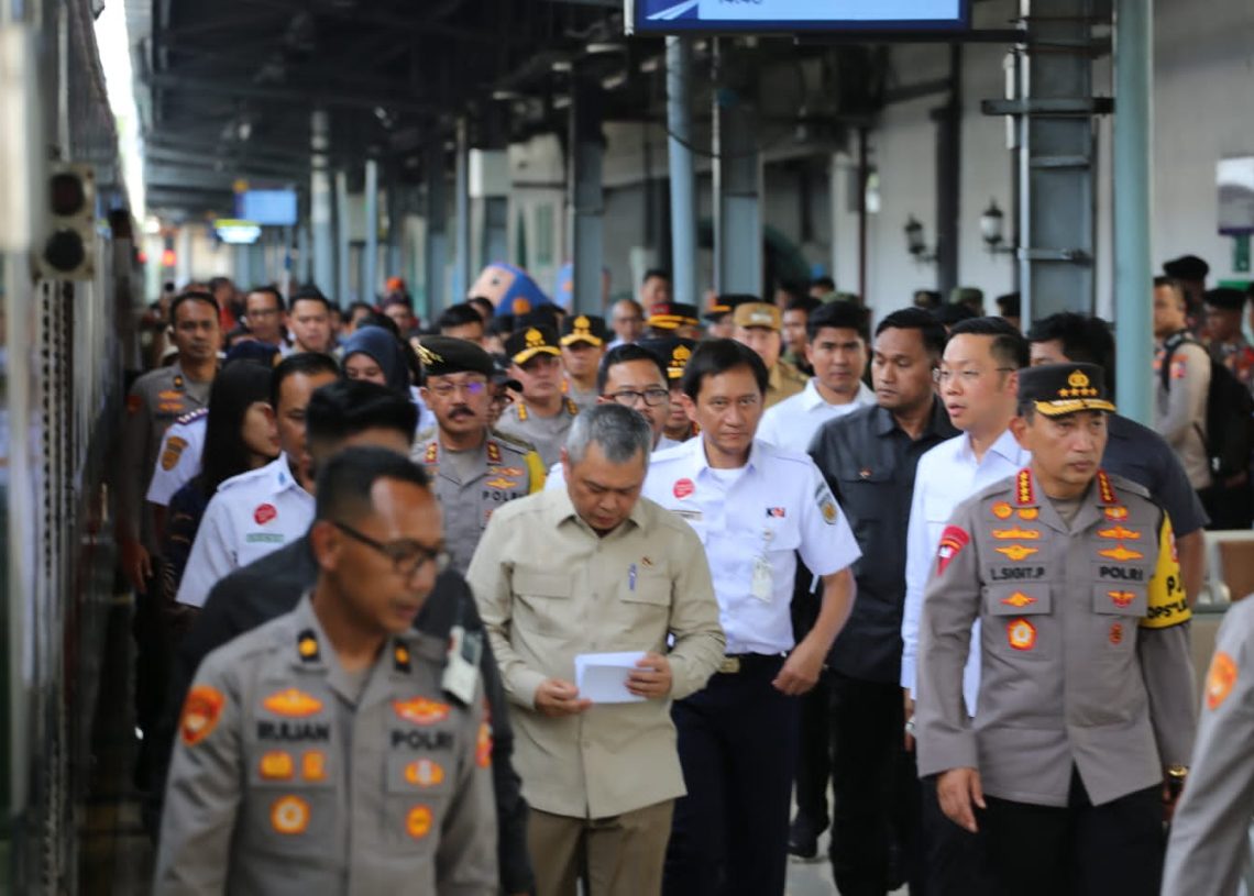 Motis Nataru Jadi Strategi Tekan Biaya Perjalanan dan Kemacetan Jalan Raya