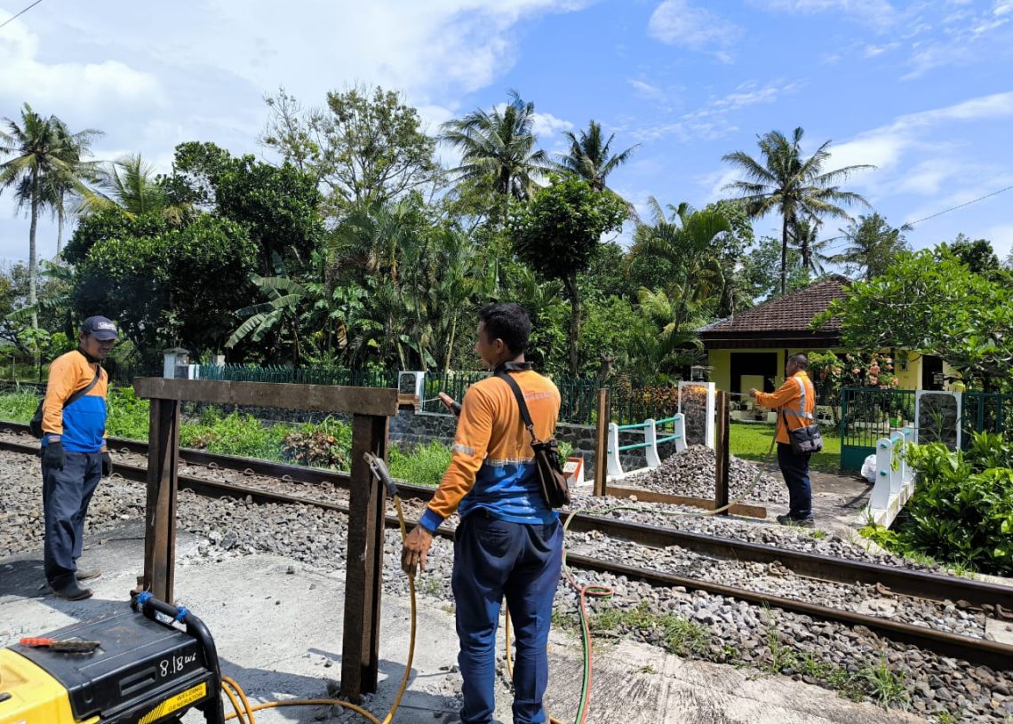 Ratusan Perlintasan Ditutup, KAI Tekan Risiko Kecelakaan dan Biaya Sosial