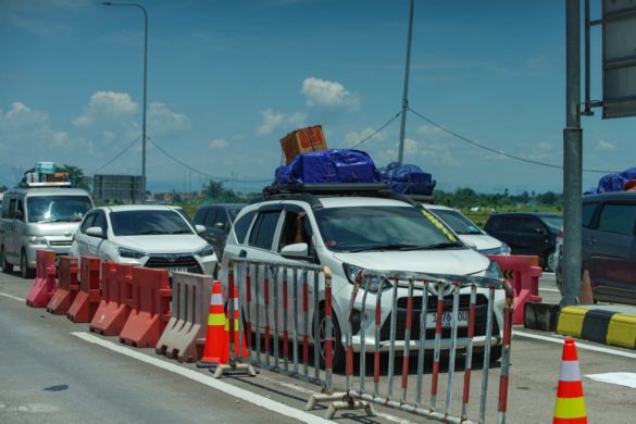 Arus Mudik Lebaran 2026 Membludak, 270 Ribu Kendaraan Padati Tol MBZ