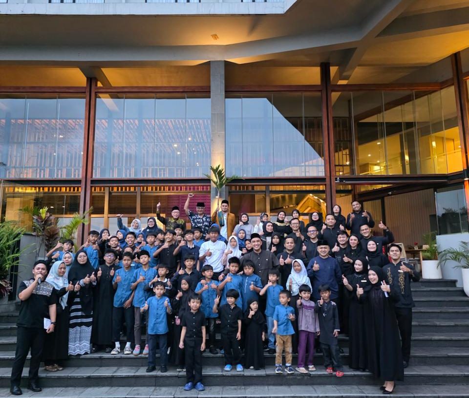 Bukber Penuh Makna, Swiss-Belresort Dago Heritage Ajak Anak Yatim Rayakan Ramadan