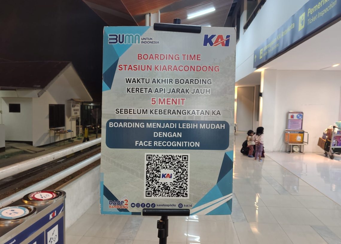 KAI Daop 2 Bandung Perketat Boarding, Penumpang Wajib Tiba 30 Menit Sebelum Berangkat