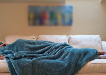 Enam Jam Tidur Terasa Cukup? Sains Ungkap Otak Sudah Terganggu