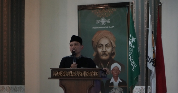 Anggota Komisi IX DPR RI, Zainul Munasichin, hadir dalam sosialisasi Program Makan Bergizi Gratis (MBG) bersama mitra Badan Gizi Nasional (BGN) di PCNU Parungkuda, Cijalingan, Kecamatan Cicantayan, Senin (16/3). 