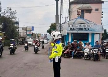 Polisi Berlakukan One Way, Kepadatan Lalu Lintas Lebaran di Garut Terurai