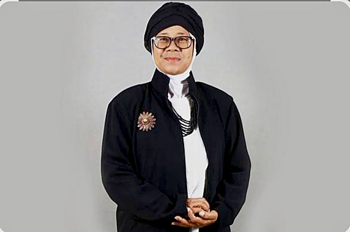 Rektor ISBI Bandung, Dr. Retno Dwimarwati, S.Sen., M.Hum., 
