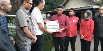 Bandung Zoo Terjepit, Gotong Royong PDI Perjuangan Jaga Satwa dan Karyawan
