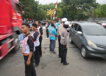 342 Perlintasan Kereta di Bandung Rawan, KAI Soroti Disiplin Pengendara