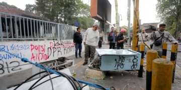 Kerusuhan May Day Bandung Rusak 75 Persen Fasilitas Lalu Lintas, Kerugian Ratusan Juta